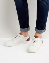 ASOS - Scarpe da ginnastica bianche con decorazione color cuoio stile brogue - Bianco