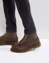 Dr Martens - 1460 - Anfibi marroni con 8 paia di occhielli - Marrone